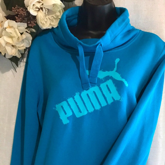 Awesome Puma cowl neckπ - Picture 2 of 3